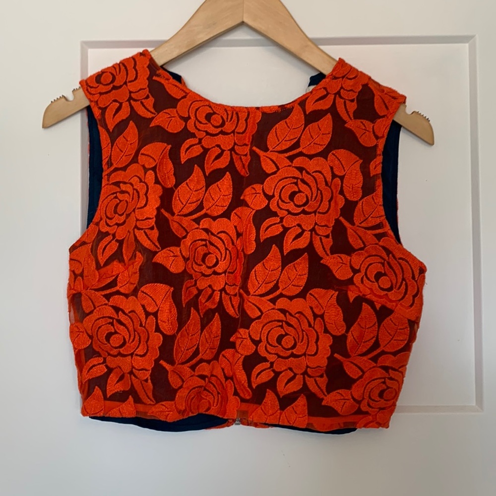 Nicole Miller top size small